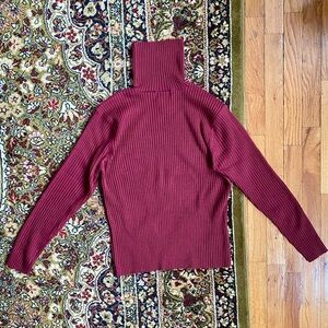 VTG Van Heusen Ribbed Turtle Neck Sweater - Deep Red